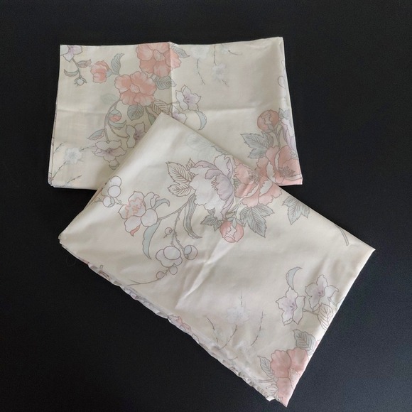 Royal Janaco's Other - VTG JANACO'S Standard Pillowcases 2 Floral Royal Peach White Cottagecore Prairie